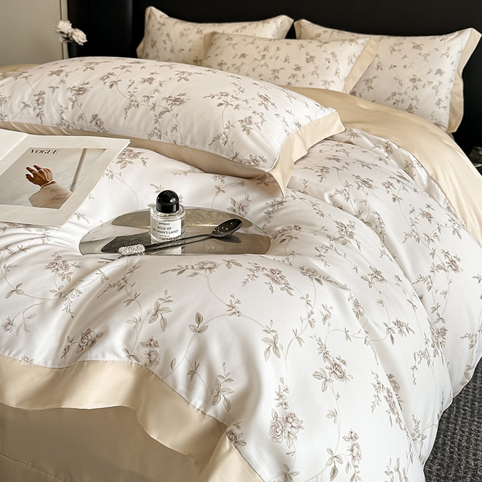 91家纺网 家纺一手货源 找家纺 金阳光家纺 2025新款高级简奢款莱赛尔数码印宽边四件套（带礼盒包装） 云栀咖