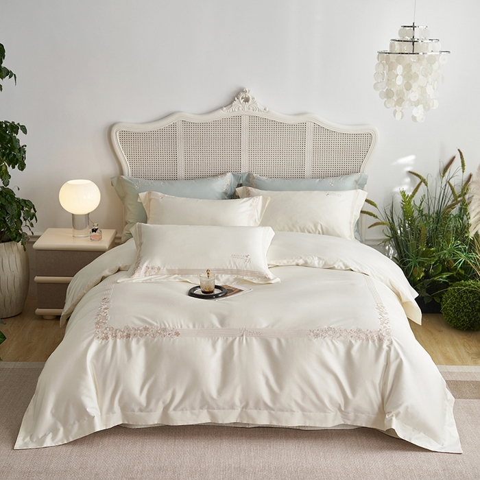 91家纺网 家纺一手货源 找家纺 嗯呢家纺 2025新款A类全棉刺绣四件套 奶茶白