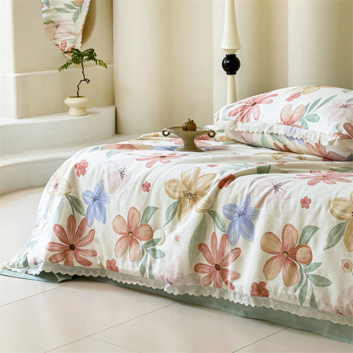 91家纺网 家纺一手货源 找家纺 被窝家纺 2025新款全棉花边大豆夏被四件套 云裳花谷