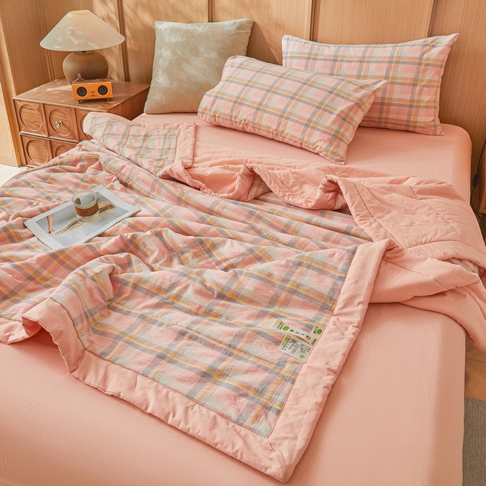 91家纺网 家纺一手货源 找家纺 猎鹿人家纺 A类水洗棉新疆棉花夏被 简兮-粉