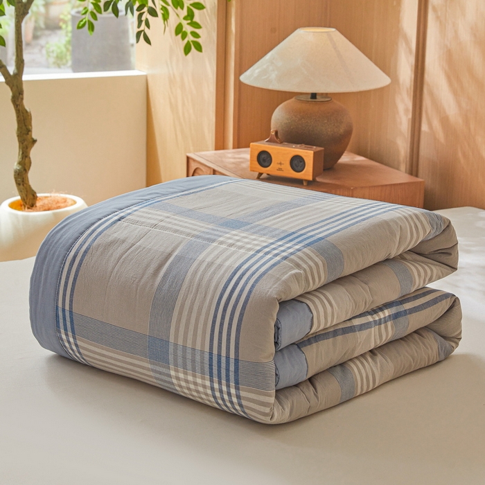 91家纺网 家纺一手货源 找家纺 猎鹿人家纺 A类水洗棉新疆棉花夏被 夏日芳华蓝