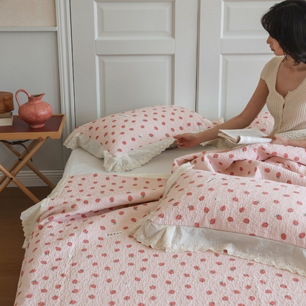 万盛家纺 2025新款全棉水洗花边床盖三件套 小美满粉