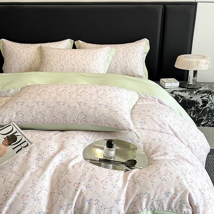 91家纺网 家纺一手货源 找家纺 金阳光家纺 2025新款高级简奢款莱赛尔数码印宽边四件套（带礼盒包装） 浅知粉