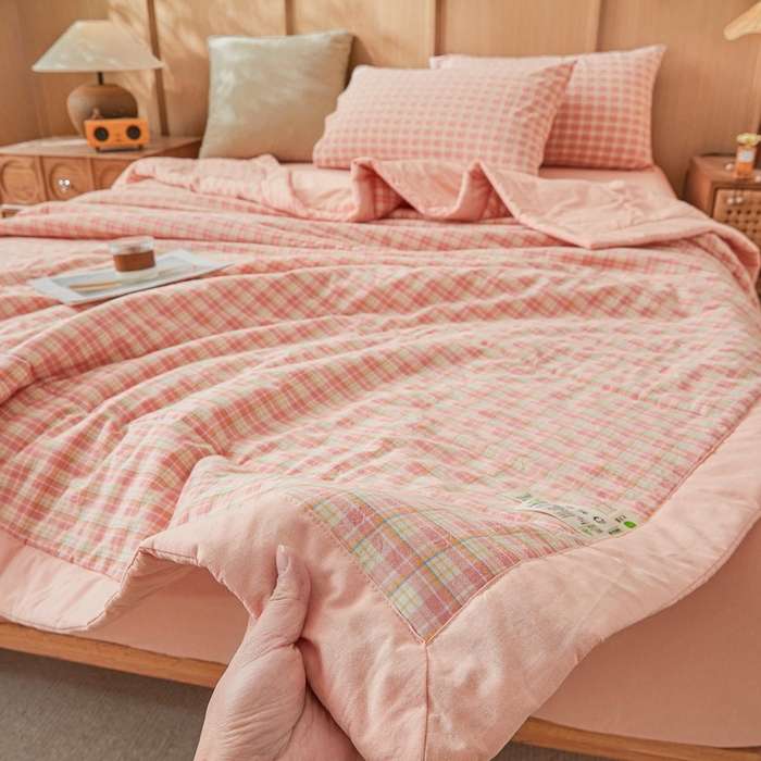 91家纺网 家纺一手货源 找家纺 猎鹿人家纺 A类水洗棉新疆棉花夏被 夏洛特粉