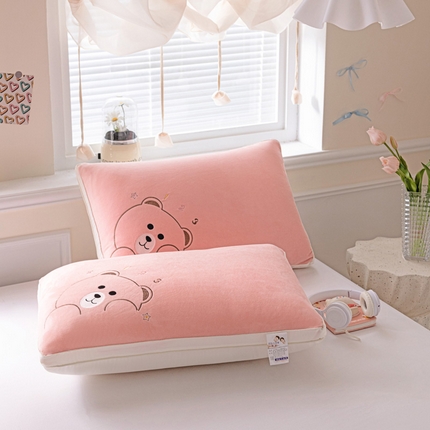 91家纺网 家纺一手货源 找家纺 （总）卓昌枕芯2025新款宝宝绒小熊枕枕头枕芯