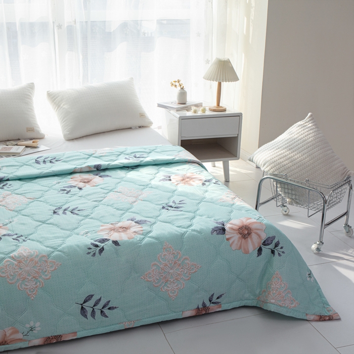 91家纺网 家纺一手货源 找家纺 诗雅纺织 2025新款亲肤绒夏被超声波压花礼品被 温情花语