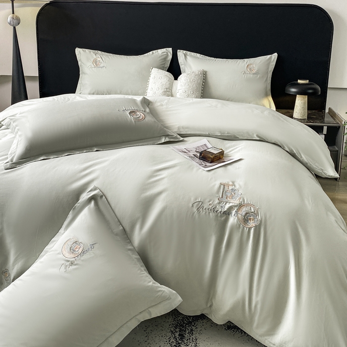 91家纺网 家纺一手货源 找家纺 昊翔家纺 【量大价优】2025新款全棉纯棉长绒棉刺绣绣花四件套【配礼盒提供买家秀】 澜韵-水绿