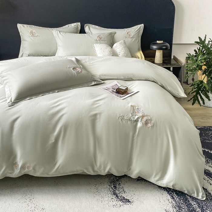 91家纺网 家纺一手货源 找家纺 昊翔家纺 【量大价优】2025新款全棉纯棉长绒棉刺绣绣花四件套【配礼盒提供买家秀】 澜韵-水绿