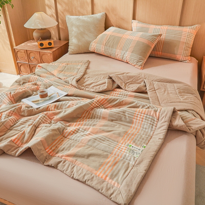 91家纺网 家纺一手货源 找家纺 猎鹿人家纺 A类水洗棉新疆棉花夏被 夏日芳华-橙