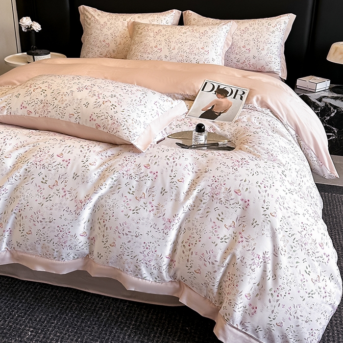 91家纺网 家纺一手货源 找家纺 金阳光家纺 2025新款高级简奢款莱赛尔数码印宽边四件套（带礼盒包装） 吟禾暮