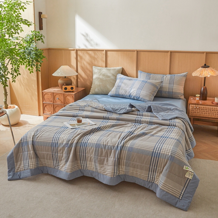 91家纺网 家纺一手货源 找家纺 猎鹿人家纺 A类水洗棉新疆棉花夏被 夏日芳华蓝