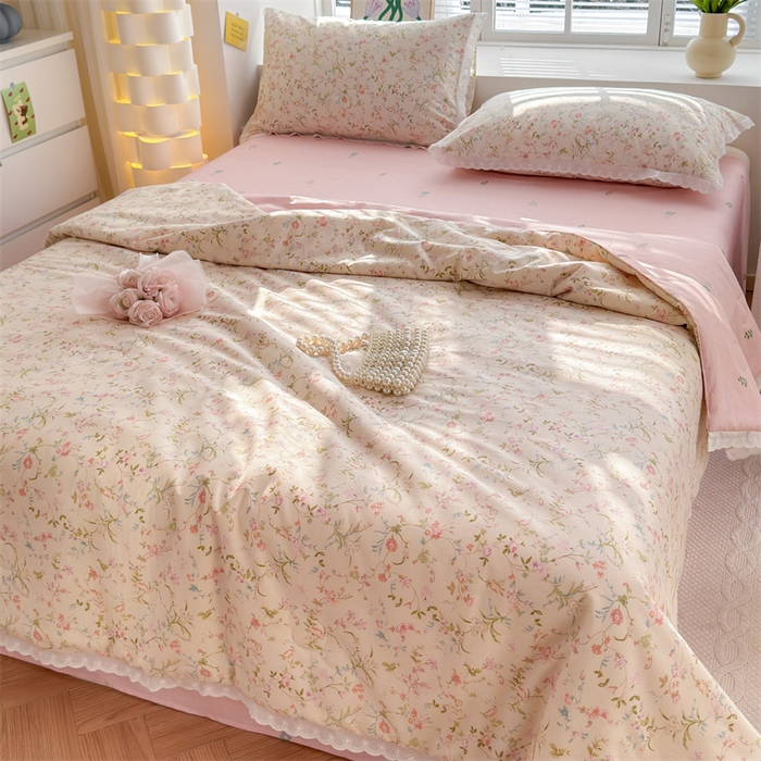 91家纺网 家纺一手货源 找家纺 被窝家纺 2025新款全棉花边大豆夏被四件套 花蔓梦境