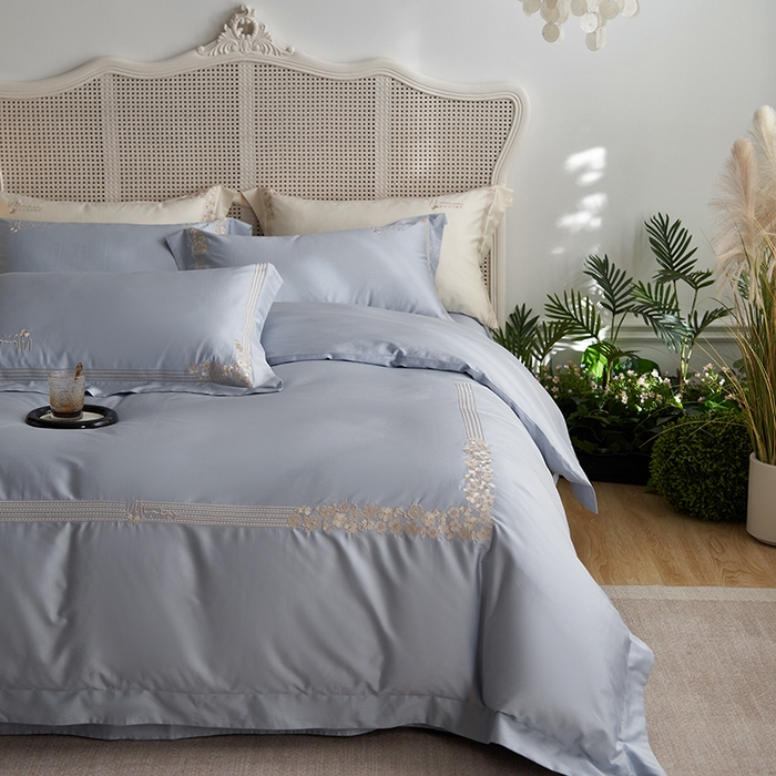 91家纺网 家纺一手货源 找家纺 嗯呢家纺 2025新款A类全棉刺绣四件套 婴儿蓝