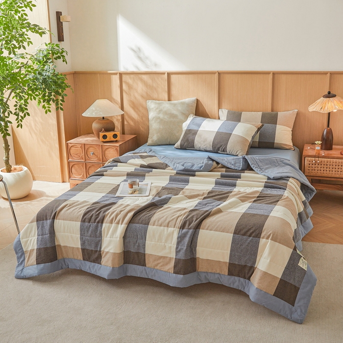 91家纺网 家纺一手货源 找家纺 猎鹿人家纺 A类水洗棉新疆棉花夏被 蓝灰大格