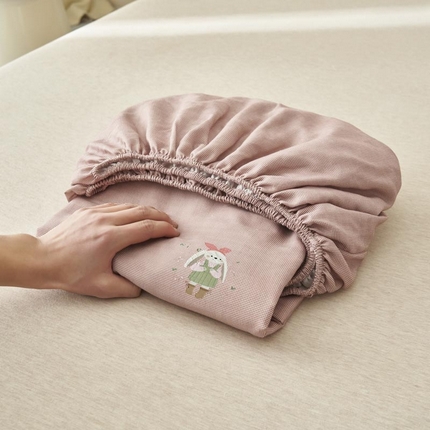 91家纺网 家纺一手货源 找家纺 （总）寐绸家纺 2025新款纯棉双层纱贴布绣单床笠