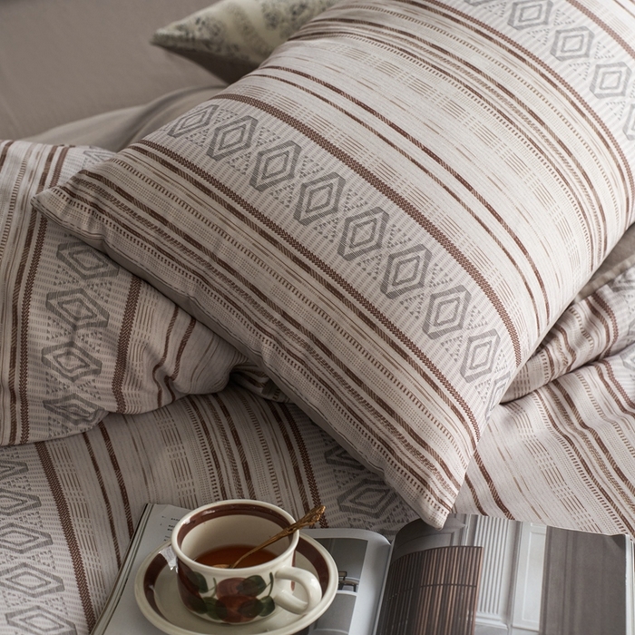 91家纺网 家纺一手货源 找家纺 时年家纺 2025零汗纱™数码印花系列套件 逸彩-咖