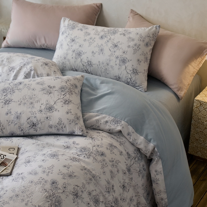 91家纺网 家纺一手货源 找家纺 时年家纺 2025零汗纱™数码印花系列套件 微风与花-蓝