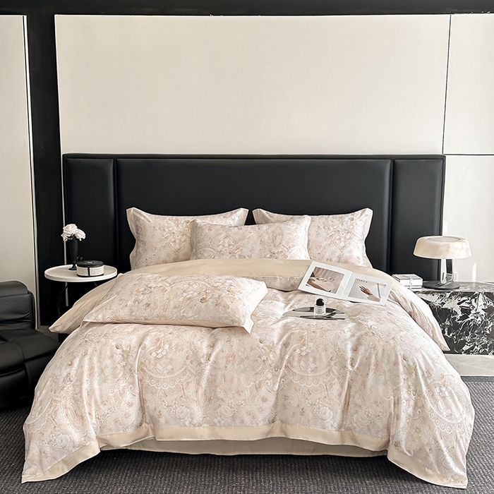 91家纺网 家纺一手货源 找家纺 金阳光家纺 2025新款高级简奢款莱赛尔数码印宽边四件套（带礼盒包装） 春旭恋曲