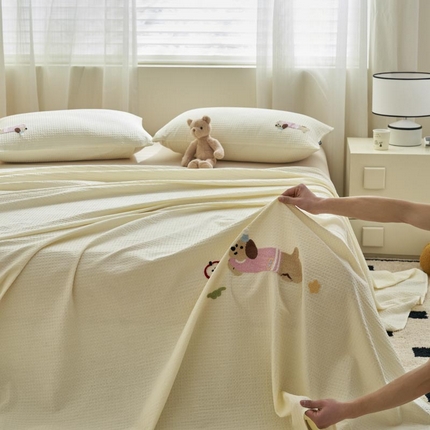 91家纺网 家纺一手货源 找家纺 寐绸家纺 2025新款纯棉华夫格毛巾绣单床单 绣花华夫格床单-本白