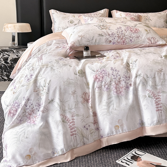 91家纺网 家纺一手货源 找家纺 金阳光家纺 2025新款高级简奢款莱赛尔数码印宽边四件套（带礼盒包装） 繁华枝恋