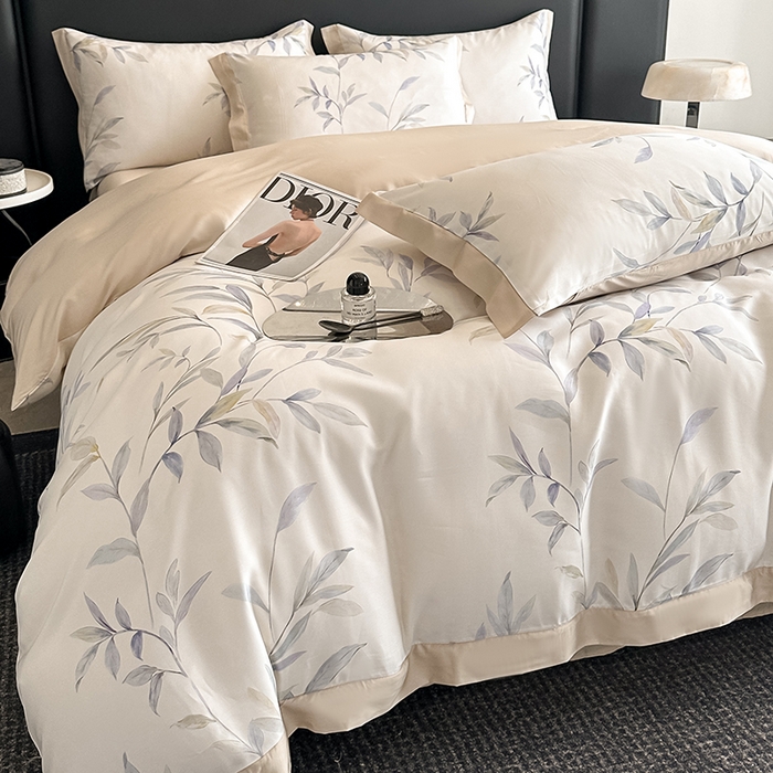 91家纺网 家纺一手货源 找家纺 金阳光家纺 2025新款高级简奢款莱赛尔数码印宽边四件套（带礼盒包装） 春晓雨梦