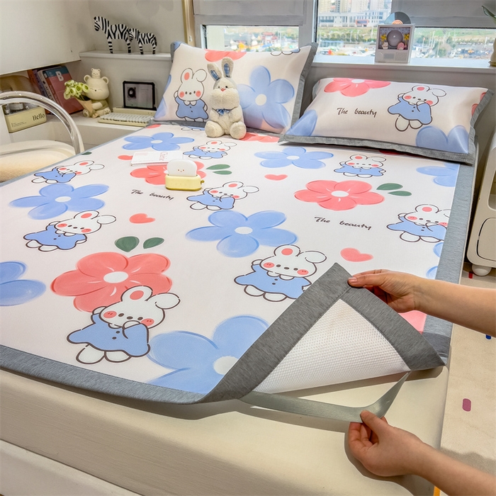 91家纺网 家纺一手货源 找家纺 兄弟坊 2025新款数码小清新印花冰丝席 花园兔子