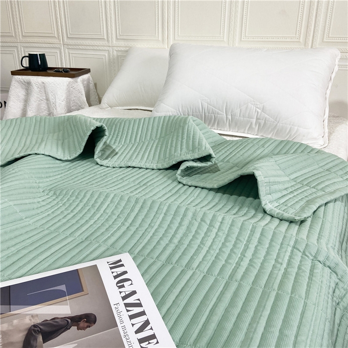 91家纺网 家纺一手货源 找家纺 卡奥家纺 2025新款有氧泡泡纱泡泡棉床盖夏被 绿色