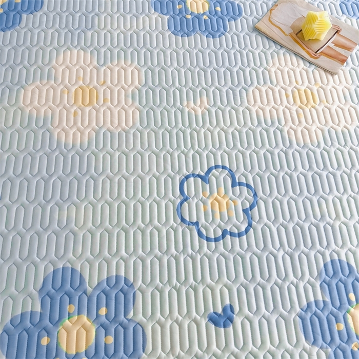 91家纺网 家纺一手货源 找家纺 雯豆2025夏季新品0.4乳胶凉席平铺款三件套凉感丝小清新印花席梦思床罩 乳胶凉席-花漾