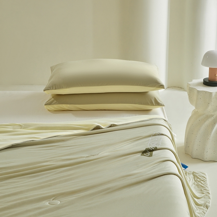 91家纺网 家纺一手货源 找家纺 金爱家2025新款A类高品质冰冰凉雪花冰感凉皮双面加倍透气孔氨纶凉感夏被 冰感凉皮-抹茶芒果（加倍透气）