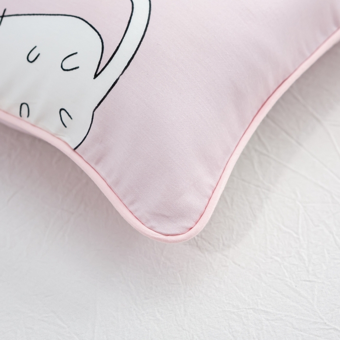 91家纺网 家纺一手货源 找家纺 萌番宝 A类新款60支长绒棉纯棉儿童枕套枕头 猫肚粉