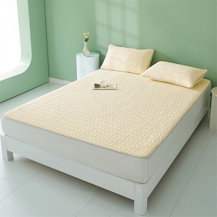 91家纺网 家纺一手货源 找家纺 雯豆2025夏季新品0.4乳胶凉席平铺款三件套凉感丝小清新印花席梦思床罩 乳胶凉席-香草黄