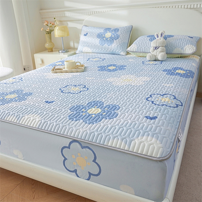 91家纺网 家纺一手货源 找家纺 雯豆2025夏季新品0.4乳胶凉席床笠款三件套凉感丝印花纯色床罩 乳胶床笠-花漾