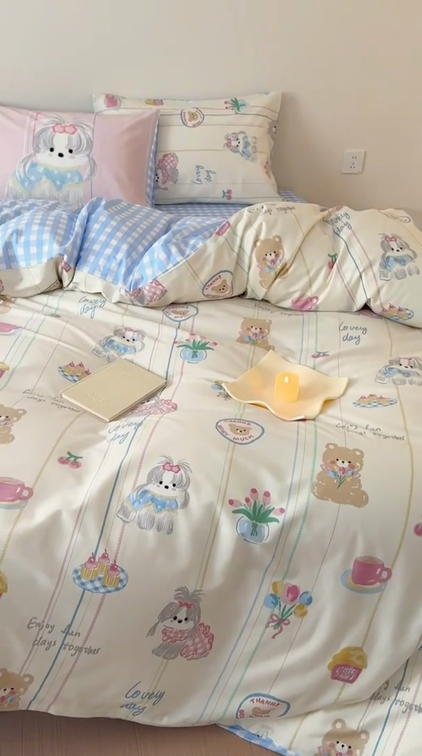 91家纺网 家纺一手货源 找家纺 典曼家纺 2025新款13372印花小清新四件套 甜宝萌汪