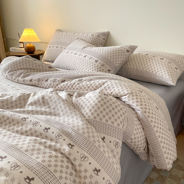 91家纺网 家纺一手货源 找家纺 诺梵家纺 2025新款有氧双层纱印花四件套 小马宝丽