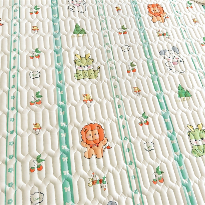 91家纺网 家纺一手货源 找家纺 雯豆2025夏季新品0.4乳胶凉席平铺款三件套凉感丝小清新印花席梦思床罩 乳胶凉席-动物聚会