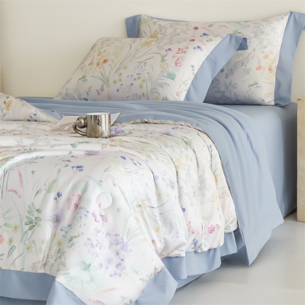 91家纺网 家纺一手货源 找家纺 （总）梦幻之城 2025新款水洗真丝数码印花拼角款夏被四件套