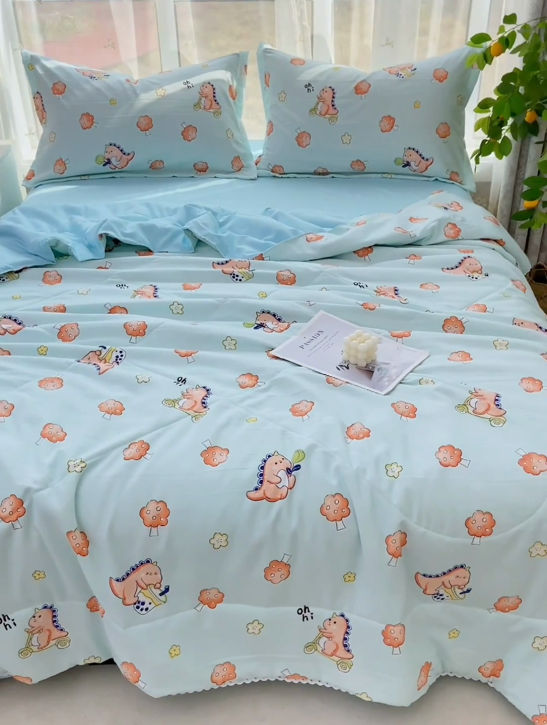 91家纺网 家纺一手货源 找家纺 鑫贝阳 2025新款亲肤水洗棉小花边印花夏被 小恐龙