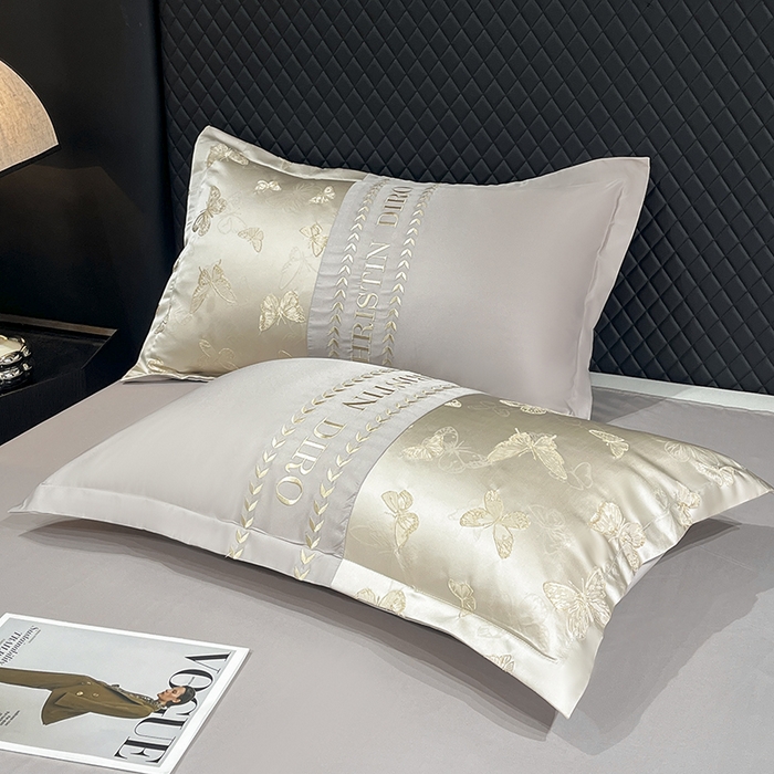 91家纺网 家纺一手货源 找家纺 艾米家居 2025新款轻奢浮雕系列水洗真丝凉感丝四件套 香槟蝴蝶花