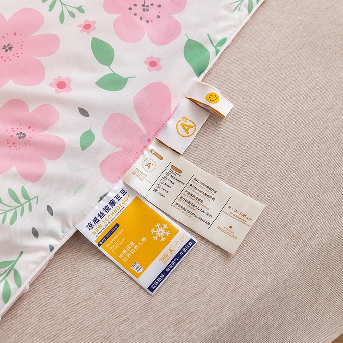 91家纺网 家纺一手货源 找家纺 绒梦里 2025新款A类小凉皮凉感冰豆豆夏被空调被 花儿朵朵-粉
