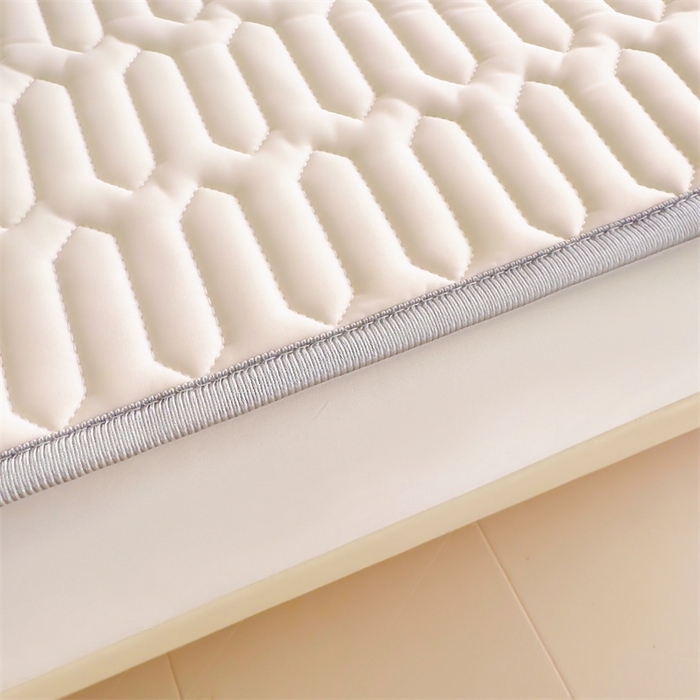 91家纺网 家纺一手货源 找家纺 雯豆2025夏季新品0.4乳胶凉席平铺款三件套凉感丝小清新印花席梦思床罩 乳胶凉席-流星飞碟