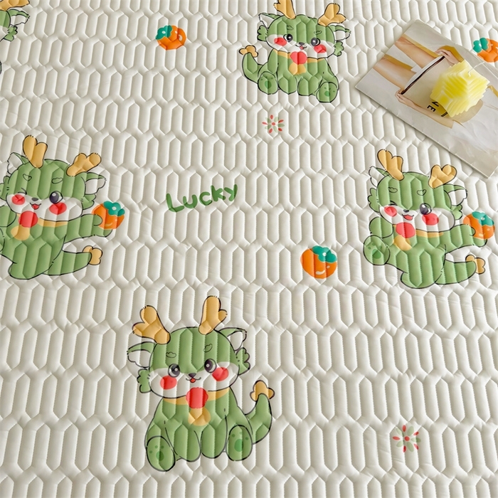 91家纺网 家纺一手货源 找家纺 雯豆2025夏季新品0.4乳胶凉席平铺款三件套凉感丝小清新印花席梦思床罩 乳胶凉席-吉祥龙