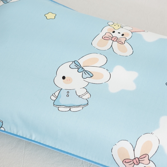 91家纺网 家纺一手货源 找家纺 萌番宝 A类新款60支长绒棉纯棉儿童枕套枕头 嗒嗒兔蓝