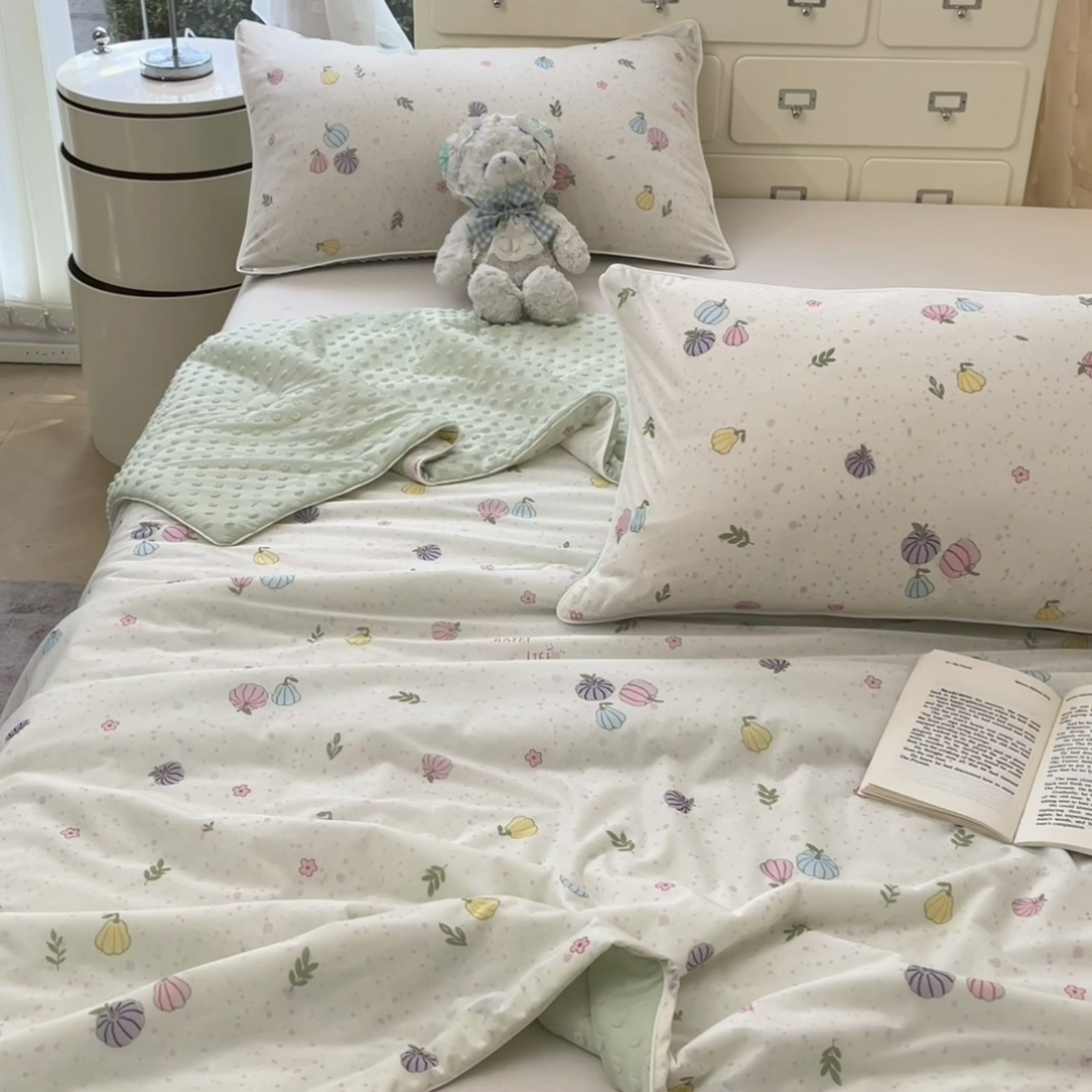 91家纺网 家纺一手货源 找家纺 羚羊语2025新款A类凉感丝冰豆豆夏凉被 七彩南瓜