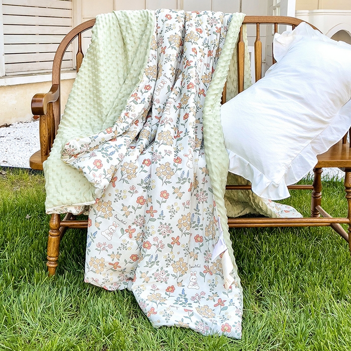 91家纺网 家纺一手货源 找家纺 绒梦里 2025新款A类小凉皮凉感冰豆豆夏被空调被 花间小兔