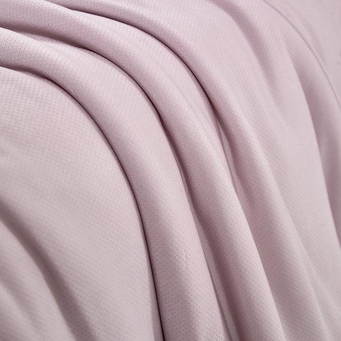 91家纺网 家纺一手货源 找家纺 金爱家2025新款A类高品质冰冰凉雪花冰感凉皮双面加倍透气孔氨纶凉感夏被 冰感凉皮-葡萄奶昔（加倍透气）