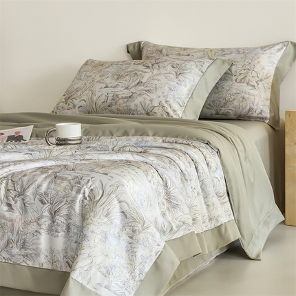 91家纺网 家纺一手货源 找家纺 （总）梦幻之城 2025新款水洗真丝数码印花拼角款夏被四件套