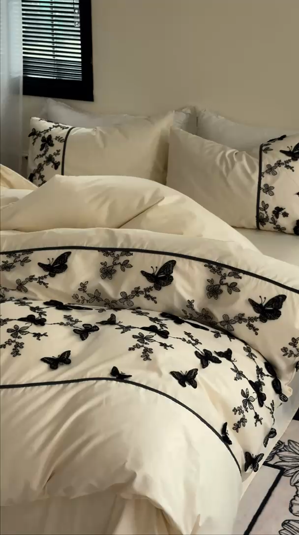 91家纺网 家纺一手货源 找家纺 2025新款水墨黑蝴蝶全棉套件 蝶恋米