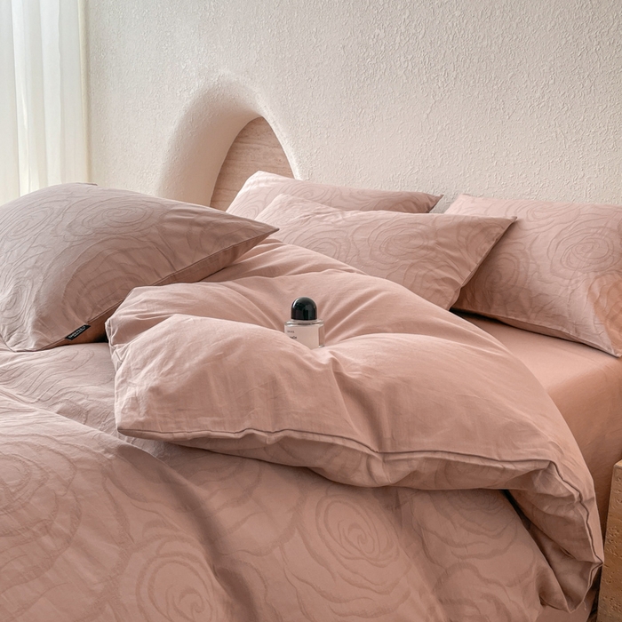 91家纺网 家纺一手货源 找家纺 宜代光年 2025新款全棉色织水洗棉大提花四件套（第二批） 夜未央-粉