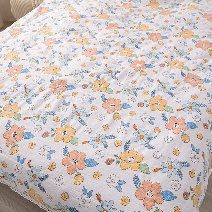 91家纺网 家纺一手货源 找家纺 鑫贝阳 2025新款亲肤水洗棉小花边印花夏被 夏花