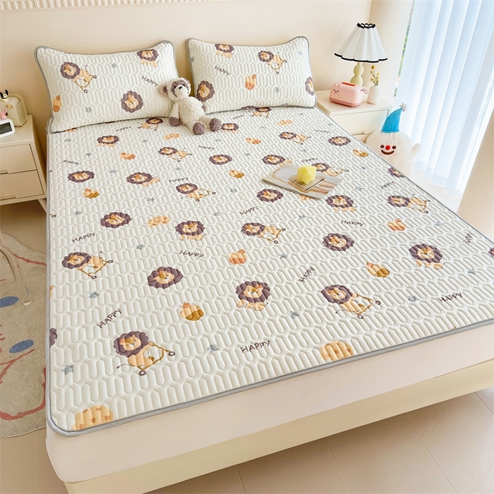 91家纺网 家纺一手货源 找家纺 雯豆2025夏季新品0.4乳胶凉席平铺款三件套凉感丝小清新印花席梦思床罩 乳胶凉席-小狮子